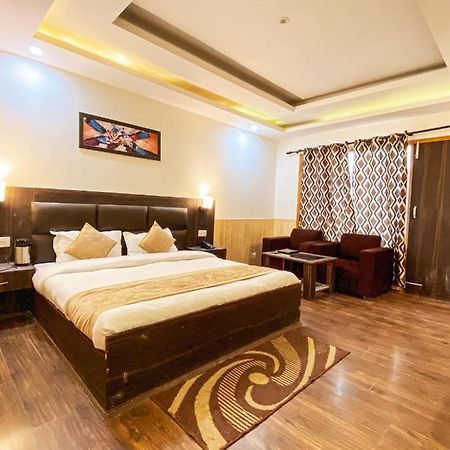 Hotel Manali Queen 外观 照片