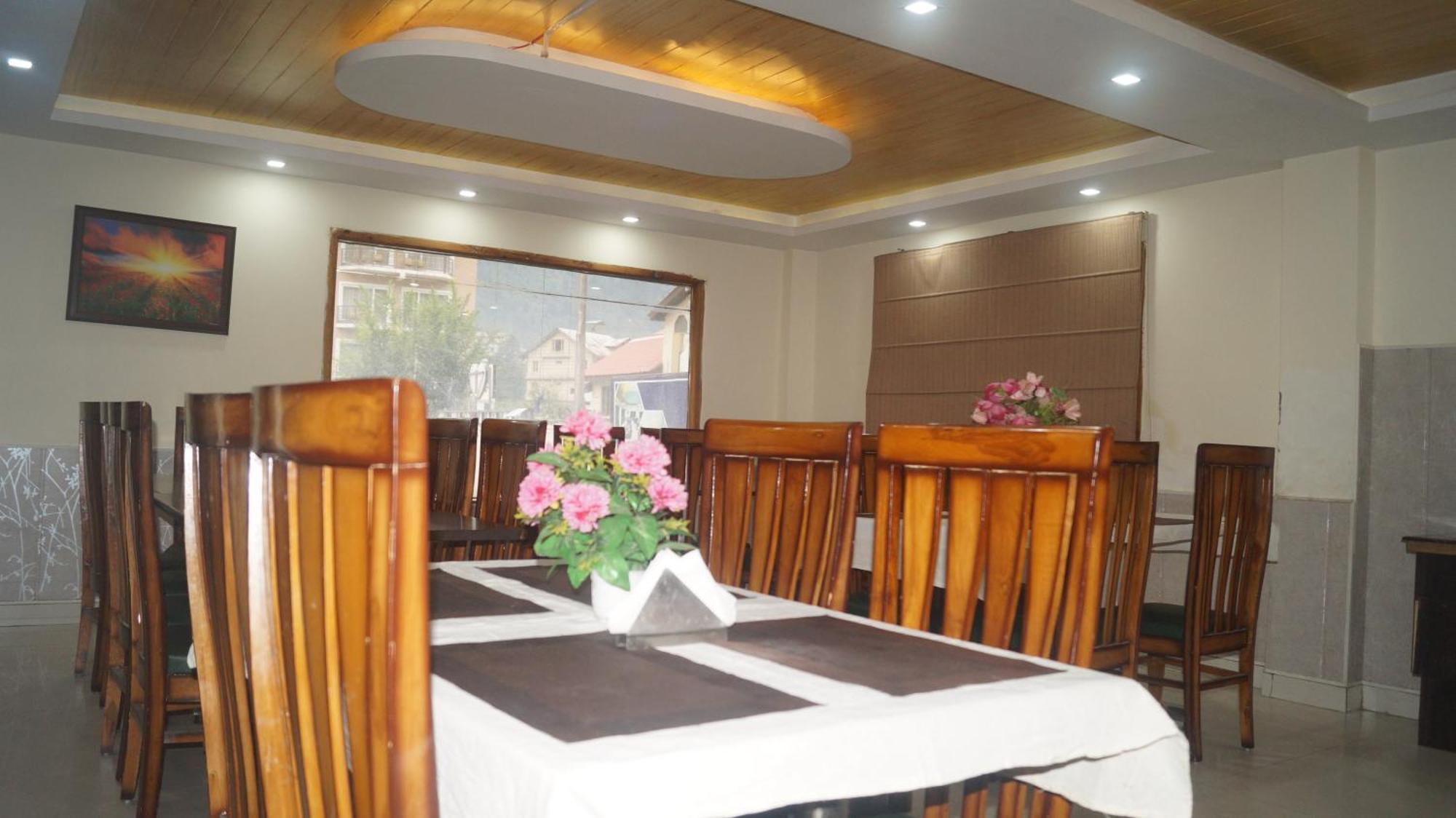 Hotel Manali Queen 外观 照片